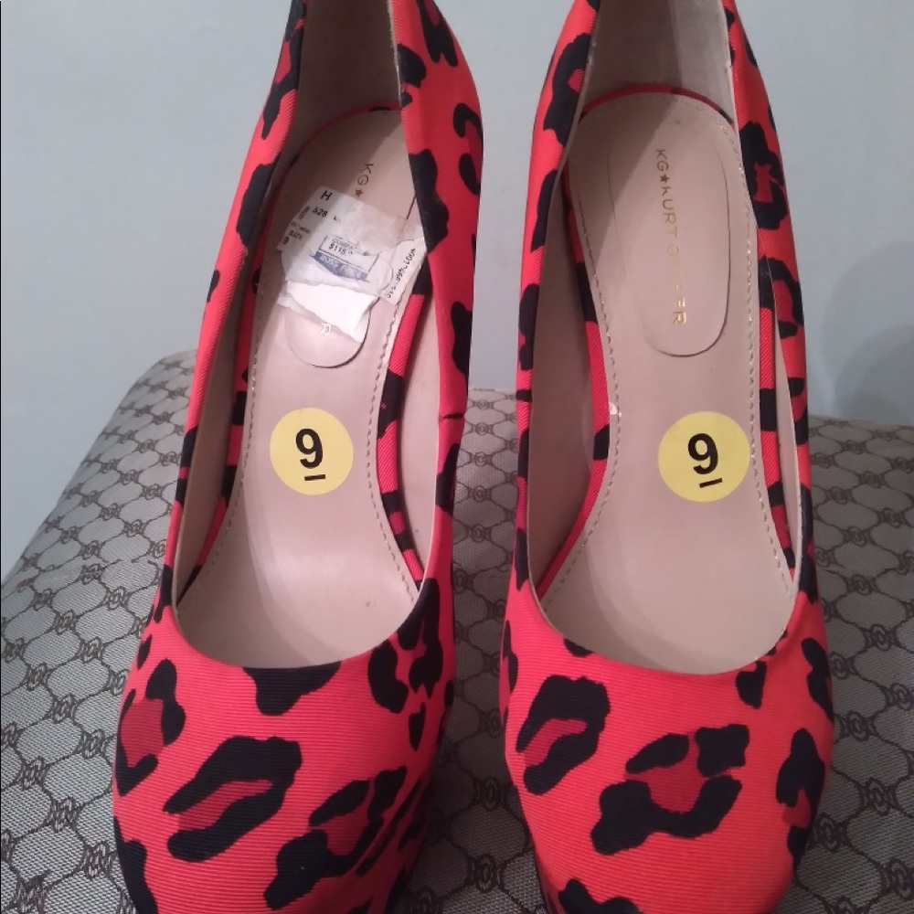 Kurt Geiger 6.5 heels size 9M
